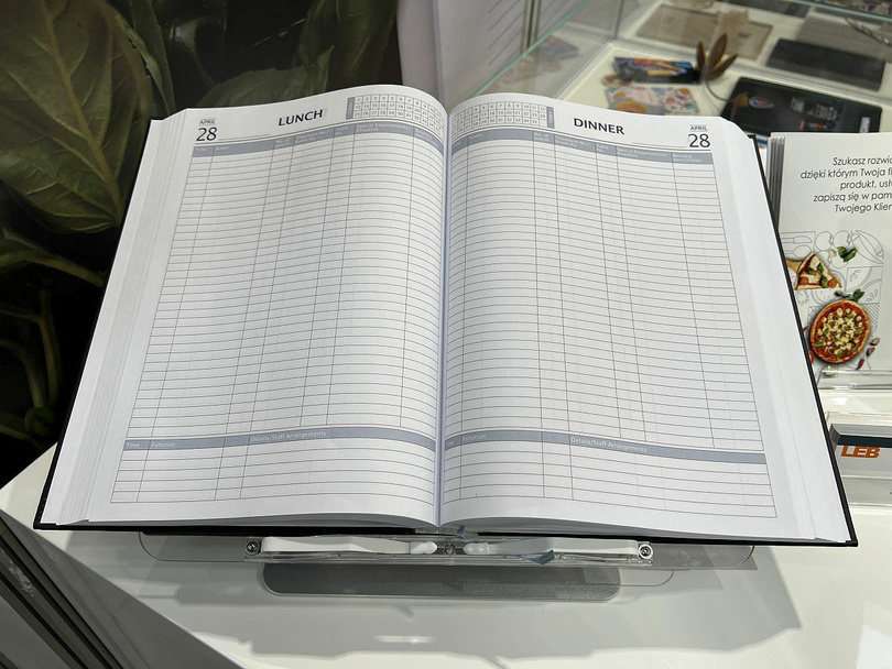 Księga rezerwacji stolików Kalendarz A4