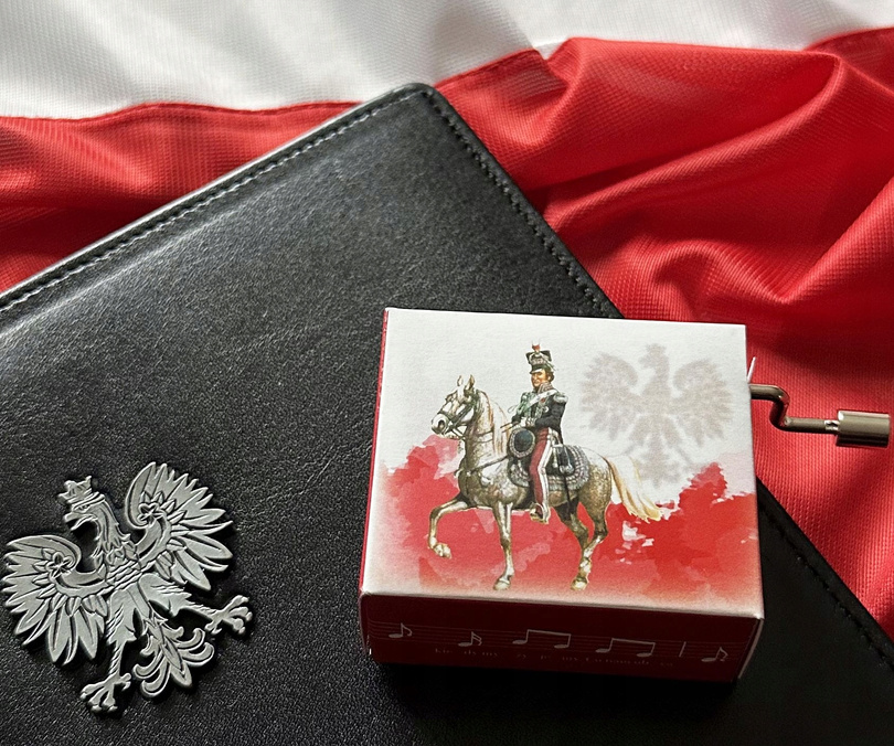 Mazurek Dąbrowskiego na katarynce-pozytywce. Zagraj 11 listopada.